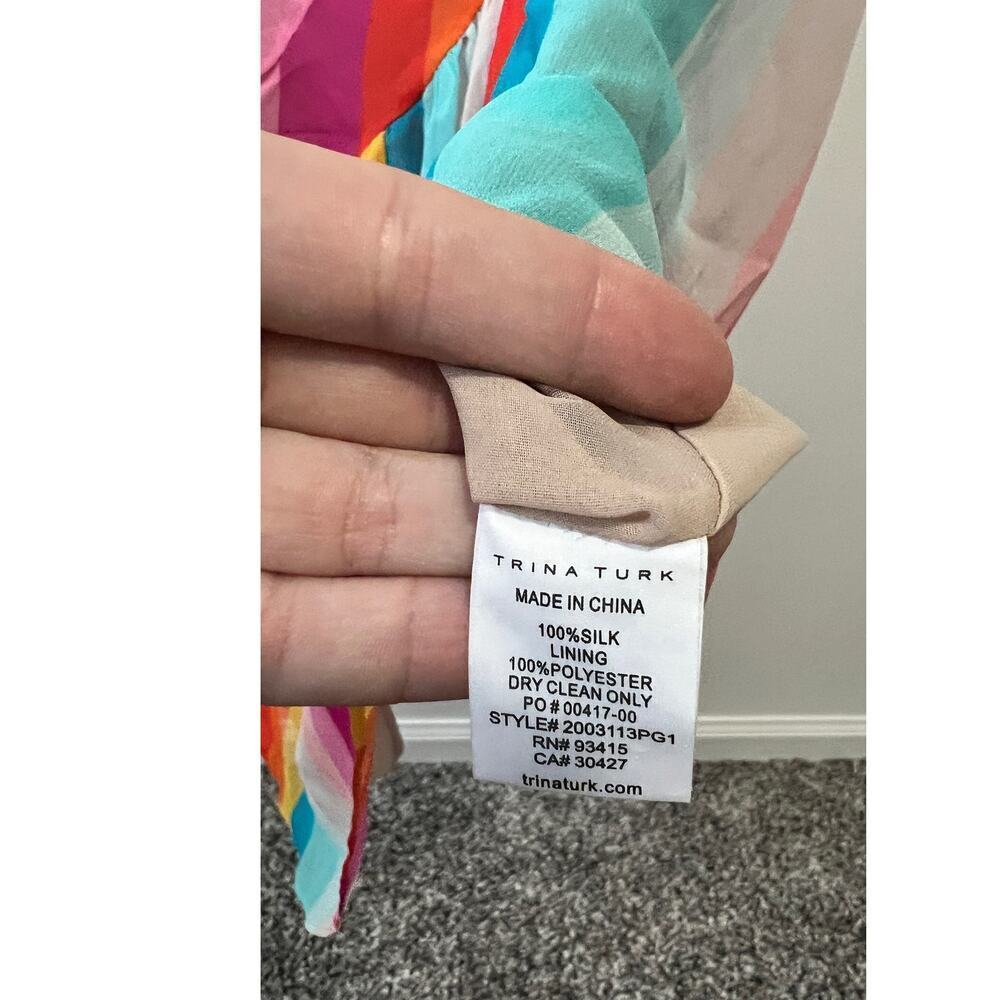 Trina Turk Infinity Silk colorful top size S - Picture 5 of 5